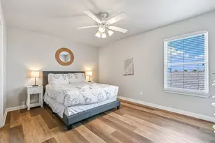 4107 Defender Ln, Galveston, TX 77554 - Photo 35