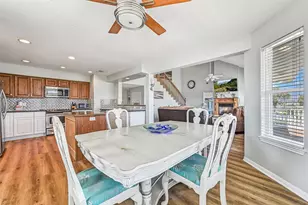 4107 Defender Ln, Galveston, TX 77554 - Photo 15