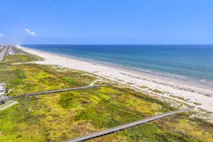 4107 Defender Ln, Galveston, TX 77554 - Photo 45