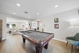 5919 Lattimer Dr, Houston, TX 77035 - Photo 9