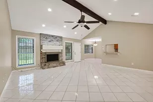 10714 Sagewind Dr, Houston, TX 77089 - Photo 15
