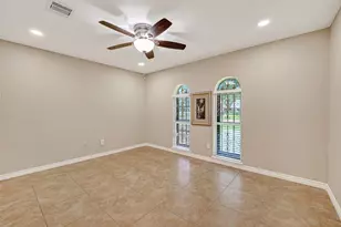 10714 Sagewind Dr, Houston, TX 77089 - Photo 35