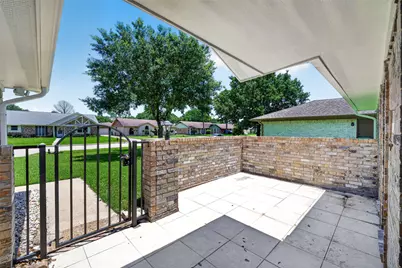10714 Sagewind Drive, Houston, TX 77089 - Photo 9