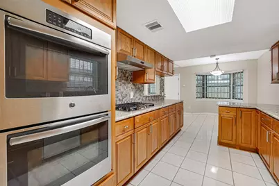10714 Sagewind Drive, Houston, TX 77089 - Photo 25