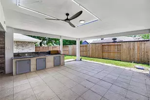 10714 Sagewind Dr, Houston, TX 77089 - Photo 43