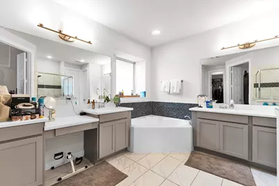 13330 Arbor Villa Lane, Houston, TX 77044 - Photo 27