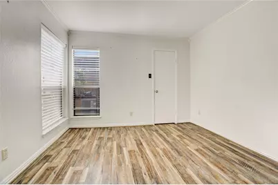 8020 Braesmain Drive #1806, Houston, TX 77025 - Photo 13