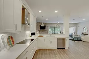 12625 Memorial Dr, Houston, TX 77024 - Photo 5