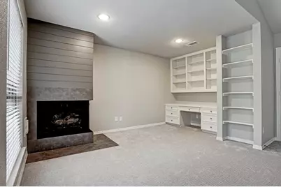 12625 Memorial Drive #109, Houston, TX 77024 - Photo 17