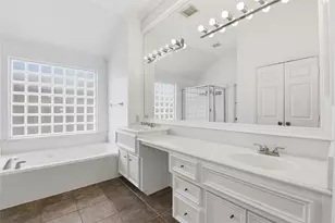 1314 W Webster St, Houston, TX 77019 - Photo 43