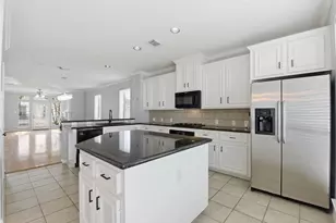 1314 W Webster St, Houston, TX 77019 - Photo 27