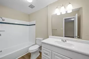 7236 Crownwest St, Houston, TX 77072 - Photo 13