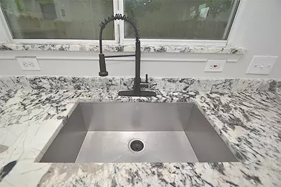 631 Aweigh Drive, Crosby, TX 77532 - Photo 3