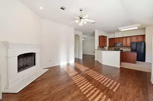 10022 Darrell Springs Ln, Tomball, TX 77375 - Photo 15