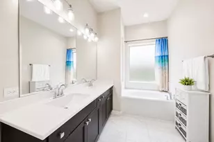 10255 Bayou Oaks Dr, Conroe, TX 77385 - Photo 9
