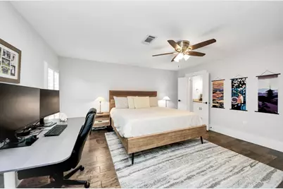 2219 Willowby Dr, Houston, TX 77008 - Photo 19