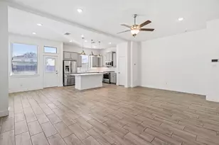 7818 Starfish Arbor Dr, Cypress, TX 77433 - Photo 3