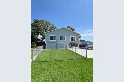 182 County Road 257, Matagorda, TX 77457 - Photo 1