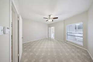 727 Bunker Hill Rd, Houston, TX 77024 - Photo 19