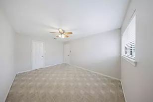 727 Bunker Hill Rd, Houston, TX 77024 - Photo 29