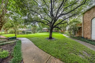727 Bunker Hill Rd, Houston, TX 77024 - Photo 9