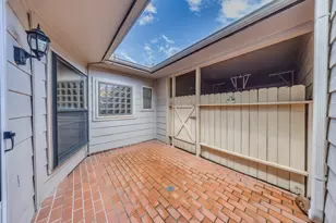 727 Bunker Hill Rd, Houston, TX 77024 - Photo 31