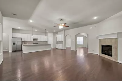 2051 Brookmont Drive, Conroe, TX 77301 - Photo 11