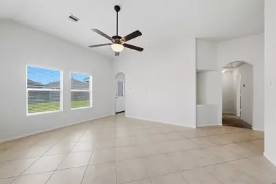 2819 Halcyon Time Trail, Houston, TX 77045 - Photo 17