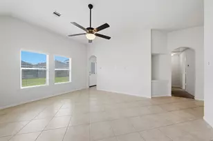 2819 Halcyon Time Trail, Houston, TX 77045 - Photo 17