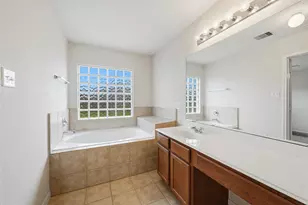 2819 Halcyon Time Trail, Houston, TX 77045 - Photo 29