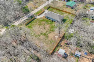 277 Vicksburg Ln, Livingston, TX 77351 - Photo 35