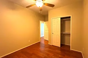 8923 Willow Wind Ln, Houston, TX 77083 - Photo 17
