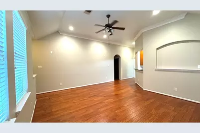 8923 Willow Wind Lane, Houston, TX 77083 - Photo 33