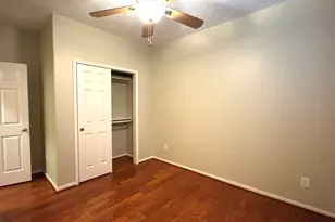 8923 Willow Wind Ln, Houston, TX 77083 - Photo 19