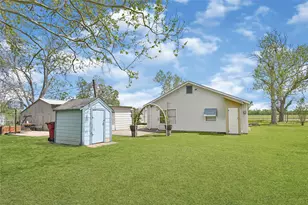17822 Garland Ave, Boling, TX 77420 - Photo 21