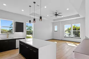 4805 Paula, Houston, TX 77033 - Photo 11