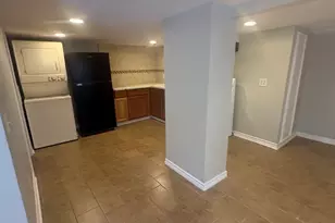 2205 33rd St, Galveston, TX 77550 - Photo 5