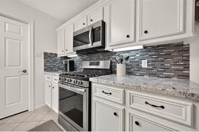 165 April Cove, Montgomery, TX 77356 - Photo 13