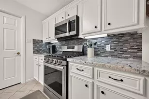 165 April Cove, Montgomery, TX 77356 - Photo 13