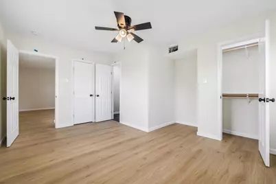 1127 Harris Way, Galveston, TX 77551 - Photo 11