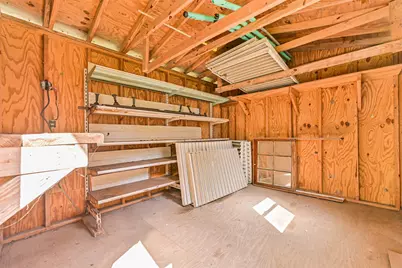 6731 W Bayou Drive, Hitchcock, TX 77563 - Photo 29