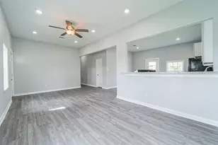 2119 67th St St, Galveston, TX 77551 - Photo 5