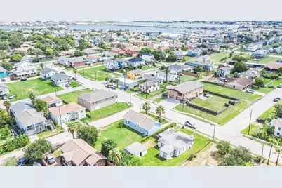 2119 67th St Street, Galveston, TX 77551 - Photo 19