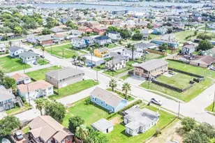 2119 67th St St, Galveston, TX 77551 - Photo 19