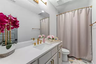 1717 Lindsey Ridge Dr, Houston, TX 77055 - Photo 13