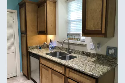 7000 Seawall Boulevard #713, Galveston, TX 77551 - Photo 9