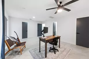 6935 Ardmore St, Houston, TX 77054 - Photo 19