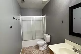 15623 Red Pine Ridge Way, Houston, TX 77049 - Photo 17