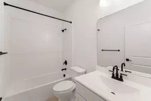 29326 Meadowcreek Hl Dr, Waller, TX 77484 - Photo 9