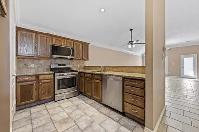 11353 Windlass Lane, Willis, TX 77318 - Photo 7